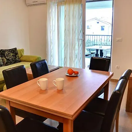 Obala Apartment Promajna