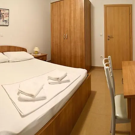 Apartment Obala Promajna